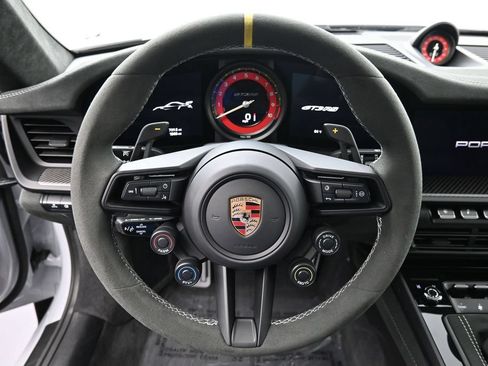 Certified 2025 Porsche 911 GT3 RS RWD image 7