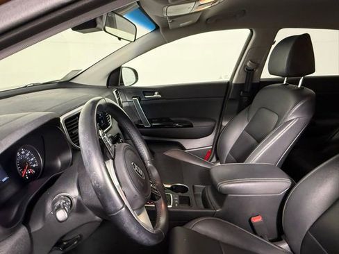 Used 2020 Kia Sportage EX image 28
