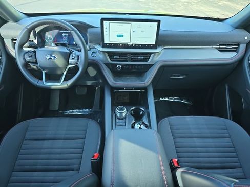 Certified 2025 Ford Explorer ST-Line w/ ST-Line Street Pack AWD/4WD image 20
