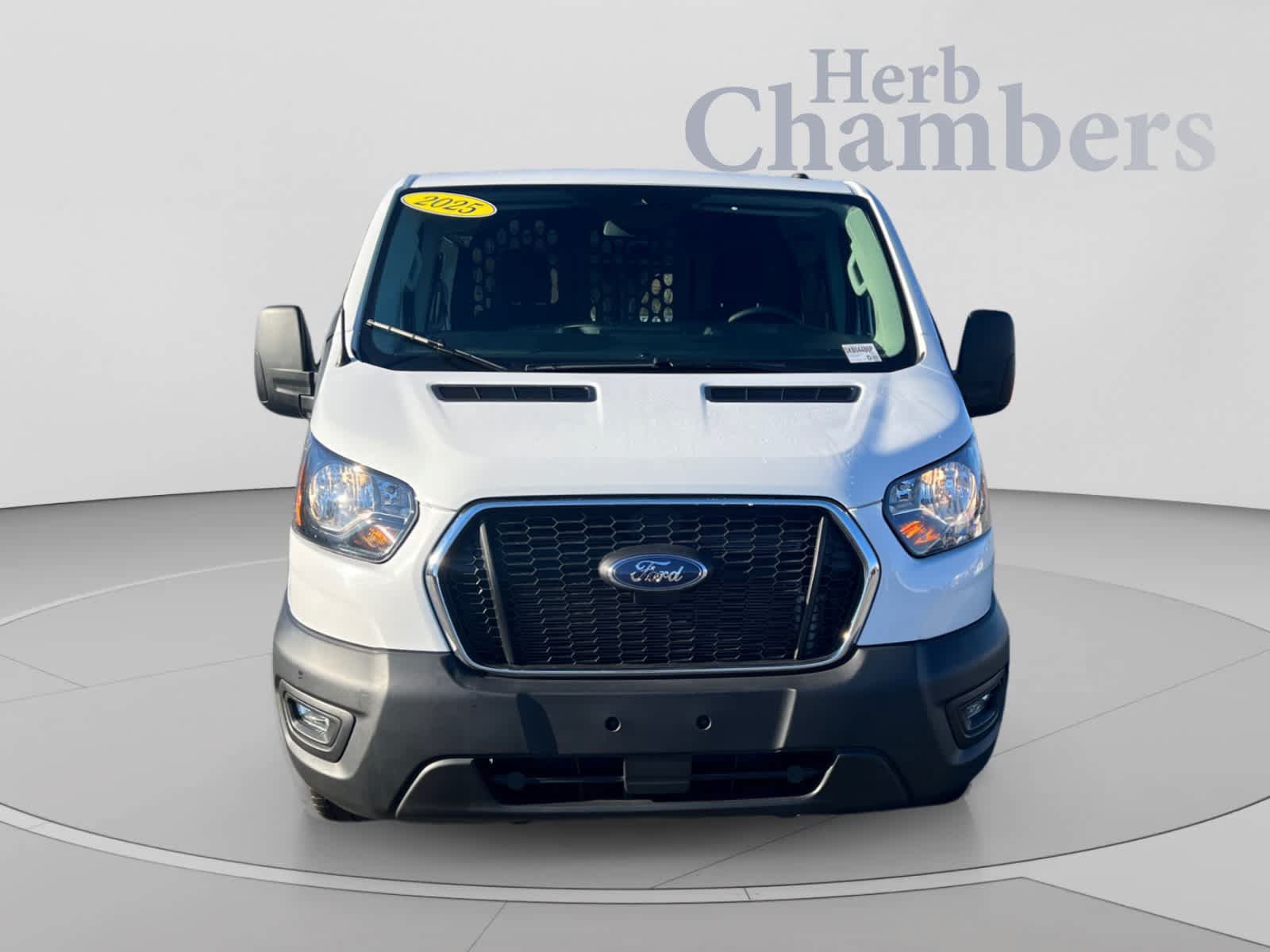 Used 2025 Ford Transit 250 Low Roof w/ Exterior Upgrade Package RWD image 2
