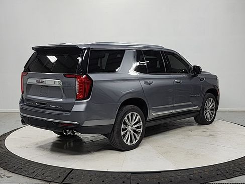 Used 2021 GMC Yukon Denali w/ Denali Premium Package AWD/4WD image 7