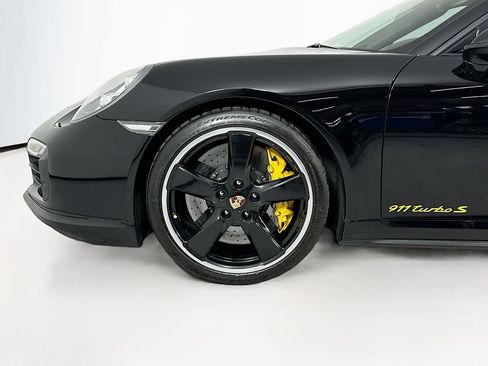 Used 2014 Porsche 911 Turbo S AWD/4WD image 17