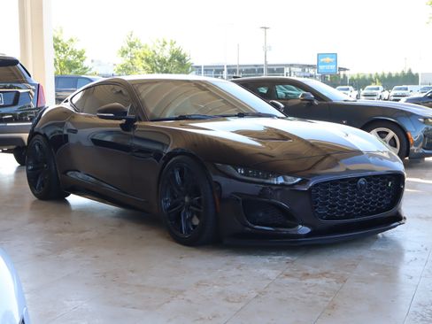 Used 2023 Jaguar F-TYPE R AWD/4WD image 2