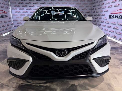 Used 2023 Toyota Camry SE FWD image 4