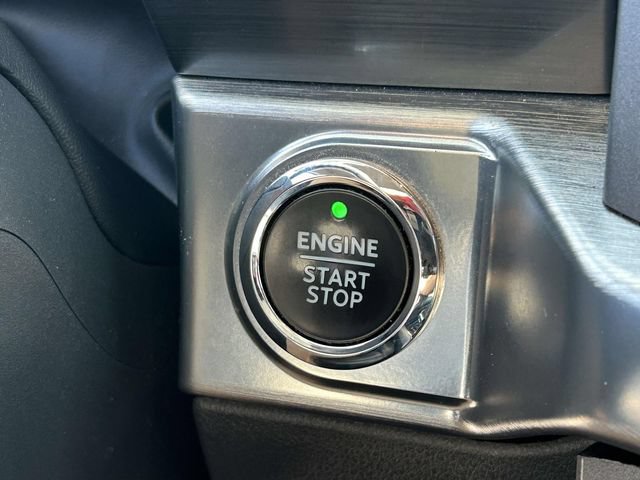 Used 2022 Ford F150 Lariat w/ Equipment Group 502A High AWD/4WD image 30