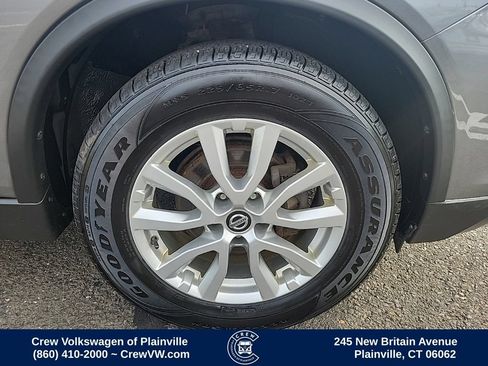 Used 2018 Nissan Rogue SV AWD/4WD image 20