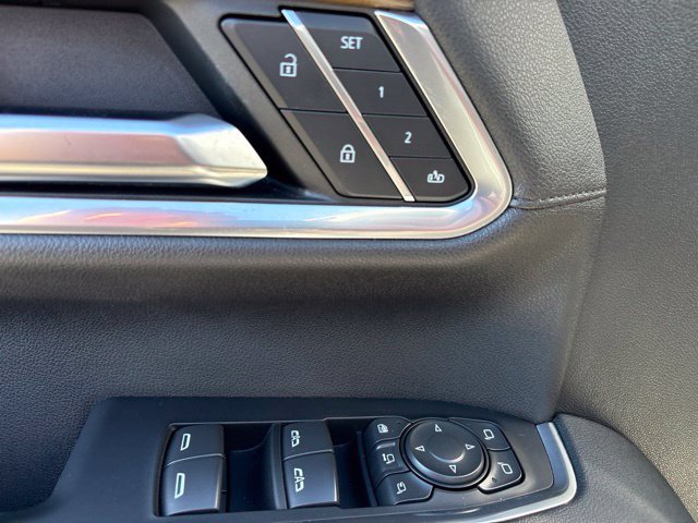 Used 2024 Chevrolet Silverado 2500 High Country w/ High Country Premium Package AWD/4WD image 35