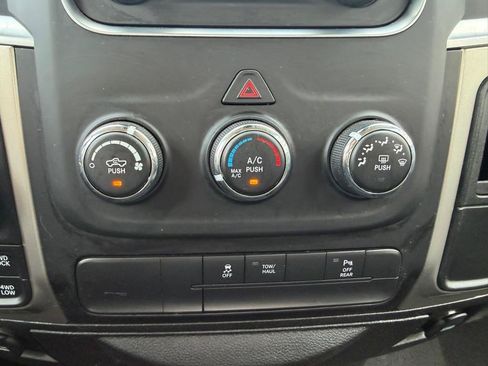Used 2020 RAM 1500 Warlock AWD/4WD image 25