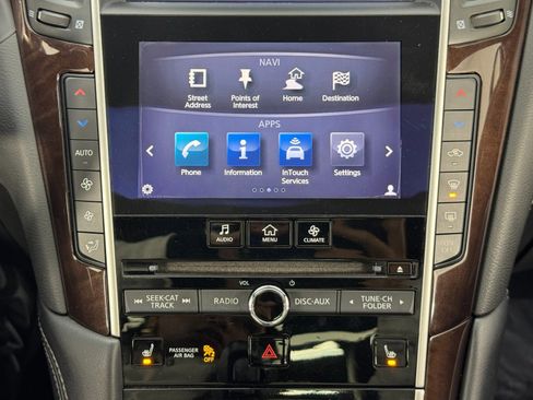 Used 2017 INFINITI Q60 3.0t Sport image 26