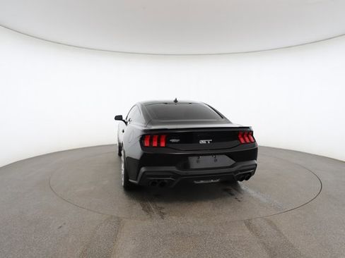 Used 2025 Ford Mustang GT Premium image 13