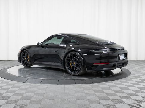 Used 2023 Porsche 911 Carrera GTS RWD image 3
