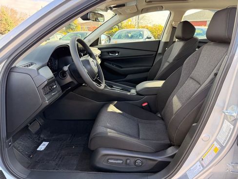 New 2025 Honda Accord SE image 11