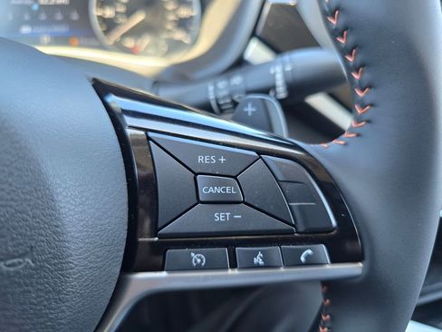 Used 2025 Nissan Altima 2.5 SR w/ SR Premium Package image 16