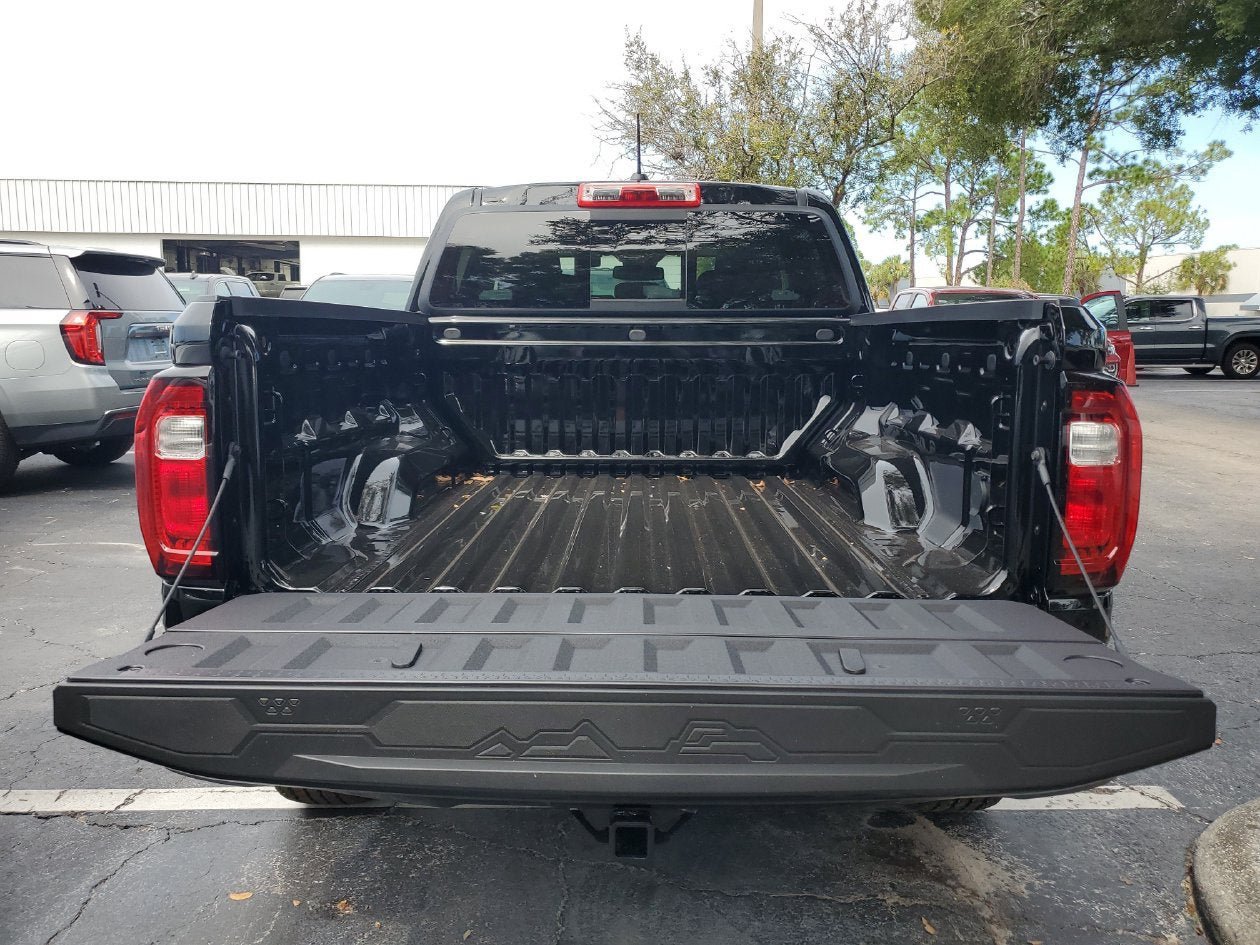 New 2026 GMC Canyon AT4 AWD/4WD image 9