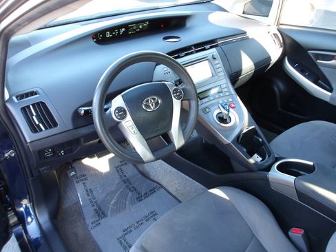 Used 2015 Toyota Prius Persona Series image 10