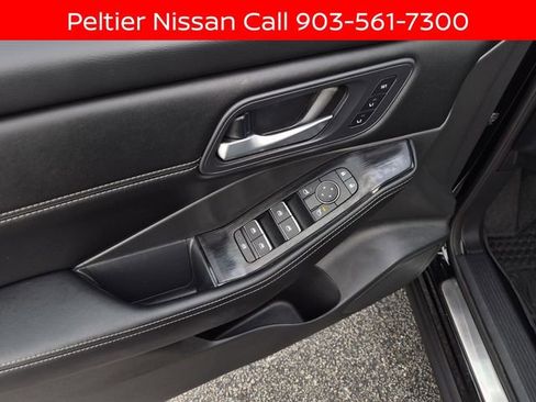 Certified 2024 Nissan Rogue SL w/ SL Premium Package FWD image 23