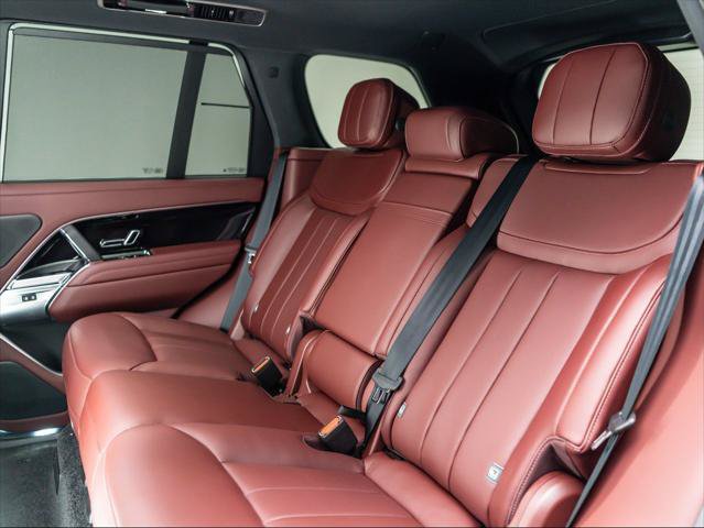 New 2026 Land Rover Range Rover SE AWD/4WD image 17