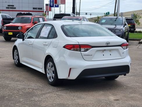 Used 2023 Toyota Corolla LE FWD image 7
