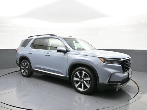 Certified 2024 Honda Pilot Elite image 4