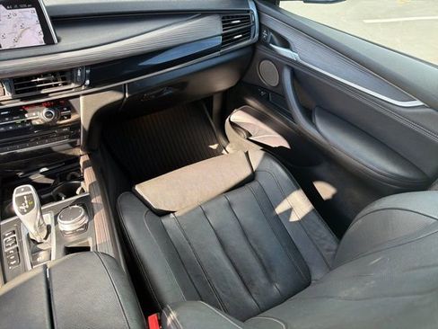 Used 2018 BMW X5 xDrive50i image 29