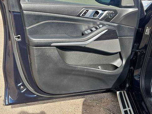 Used 2023 BMW X7 xDrive40i w/ Executive Package image 11