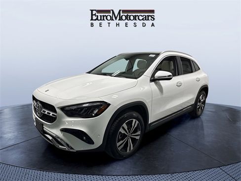 Used 2025 Mercedes-Benz GLA 250 4MATIC image 1