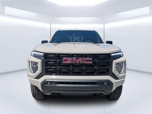 New 2026 GMC Canyon Elevation w/ Convenience Package image 9