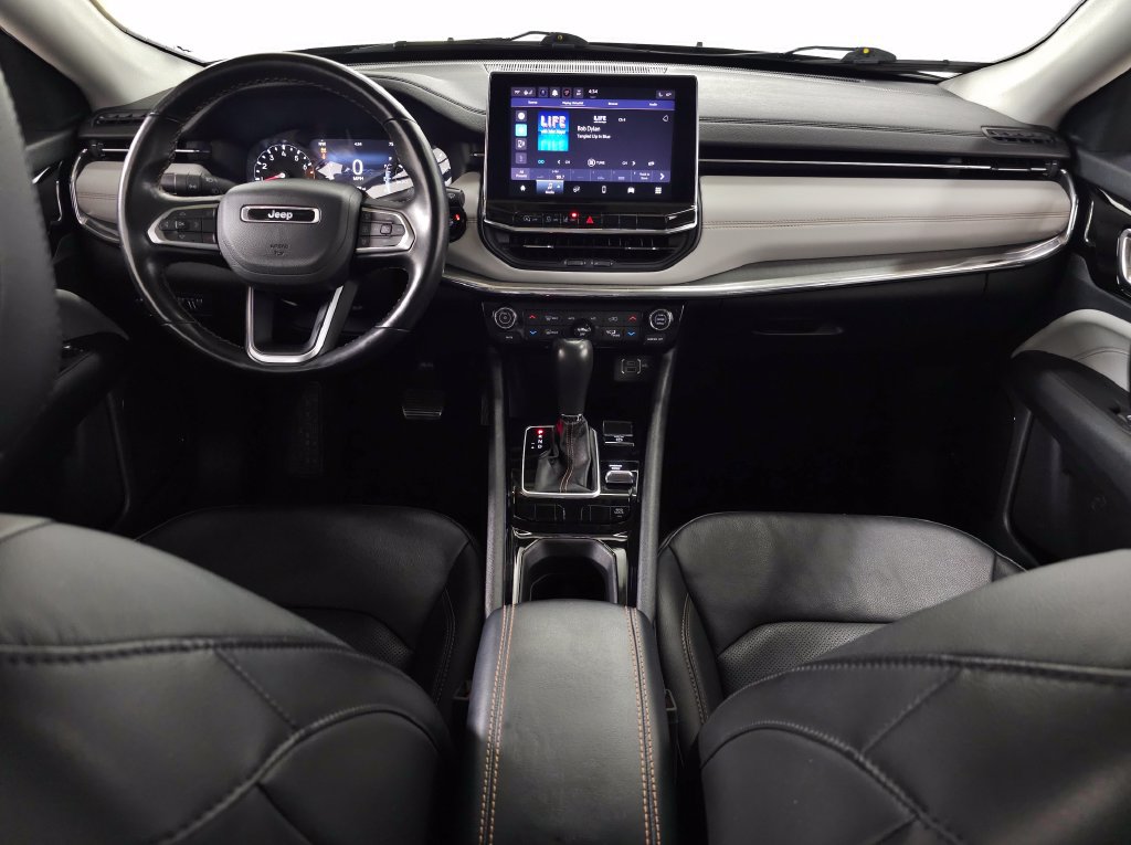 Used 2022 Jeep Compass Limited AWD/4WD image 11