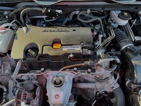 Used 2019 Honda Civic Sport image 29