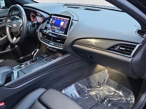 Used 2021 Cadillac CT5 V image 21