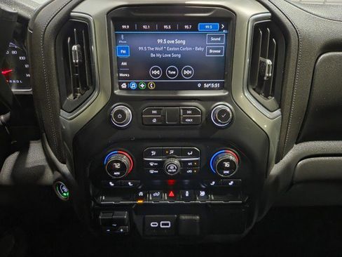 Used 2019 Chevrolet Silverado 1500 LT w/ Texas Edition image 54