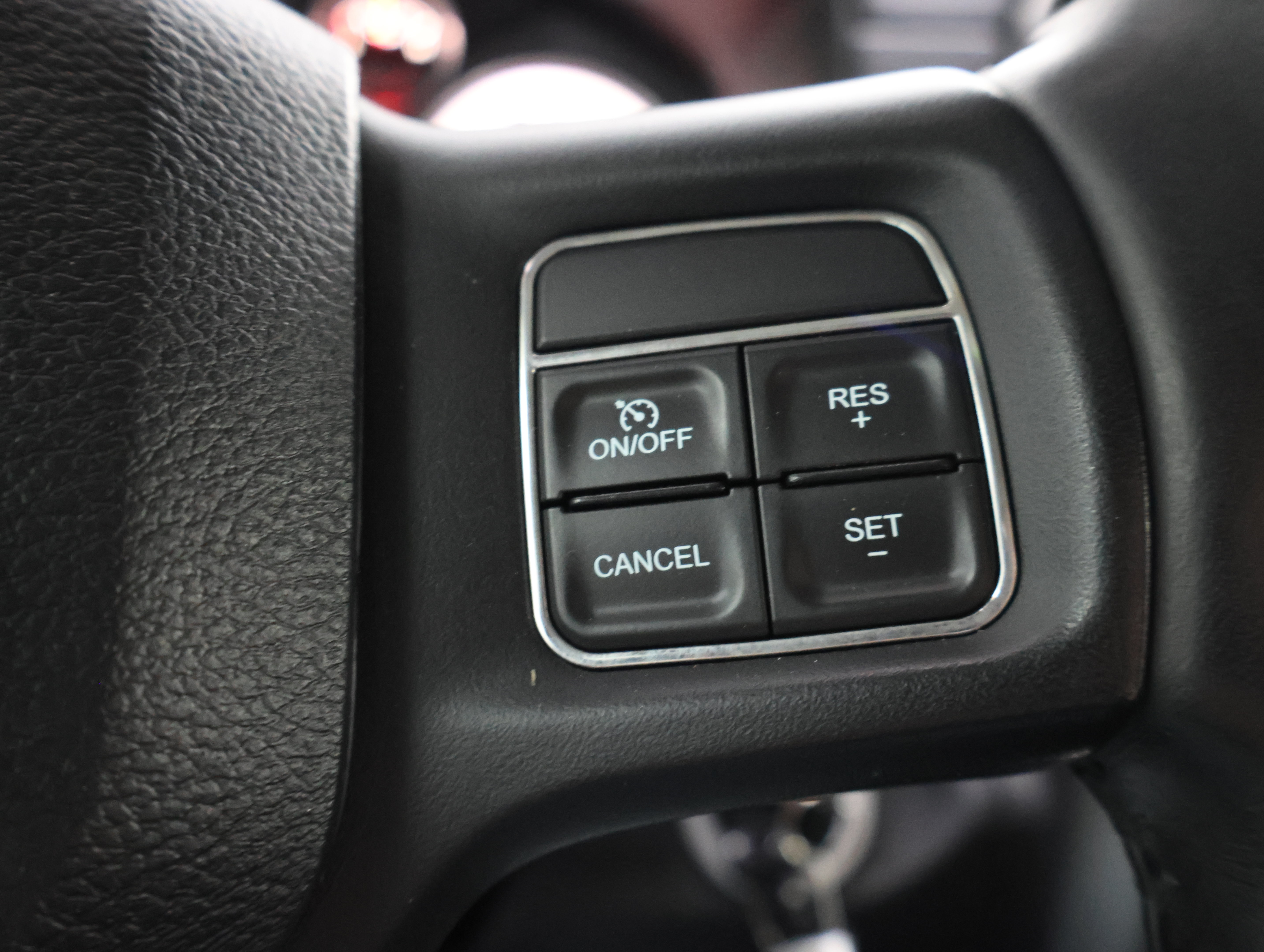 Used 2018 RAM 2500 Big Horn w/ Sport Appearance Group AWD/4WD image 14