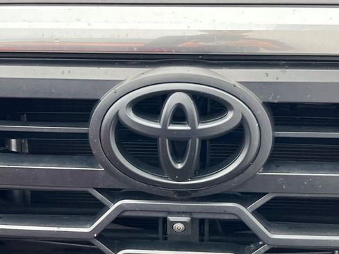 Used 2022 Toyota Tundra Limited image 22