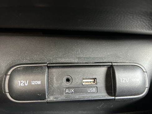 Used 2018 Kia Soul w/ Convenience Package FWD image 31