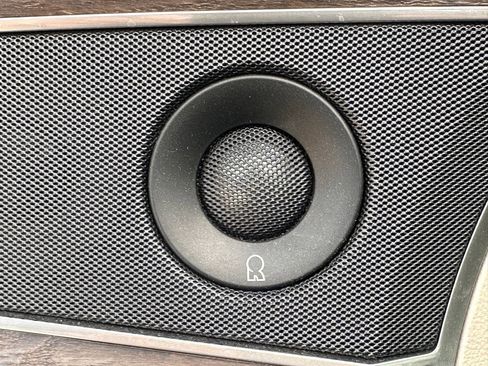 Used 2016 Lincoln MKX Reserve w/ Climate Package image 27