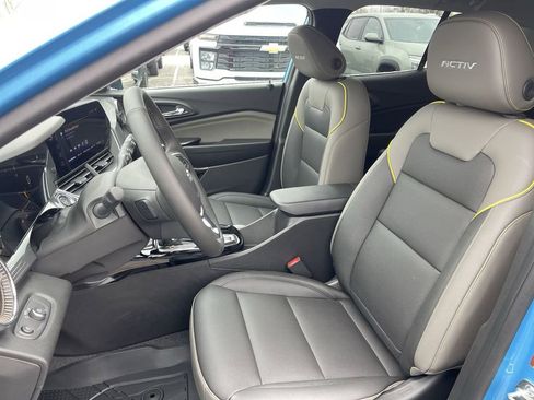 New 2026 Chevrolet Trax ACTIV w/ Sunroof Package image 11