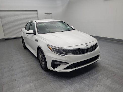 Used 2020 Kia Optima LX FWD image 13