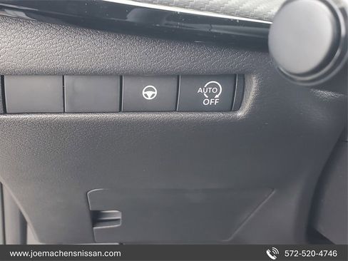 New 2026 Nissan Kicks SR image 24