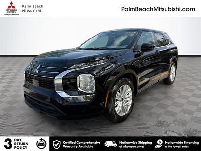 Used 2024 Mitsubishi Outlander ES