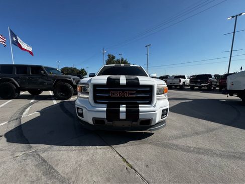Used 2014 GMC Sierra 1500 SLE w/ All-Terrain Package AWD/4WD image 3