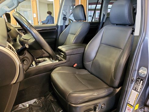 Used 2015 Lexus GX 460 AWD/4WD image 13