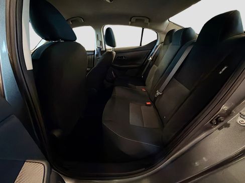 Used 2024 Nissan Sentra SV FWD image 29