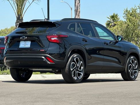 New 2026 Chevrolet Trax RS w/ Driver Confidence Package FWD image 4