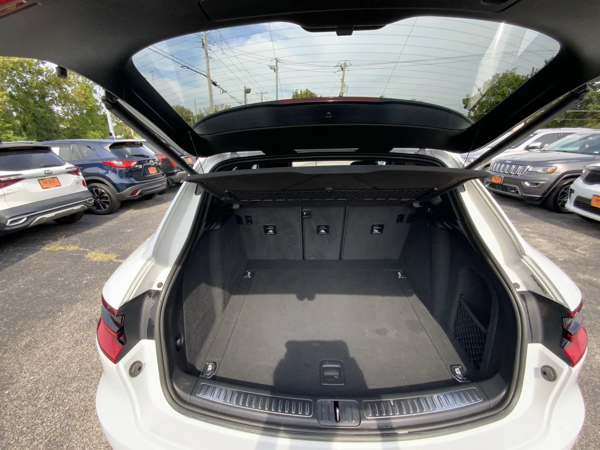 Used 2017 Porsche Macan S AWD/4WD image 21