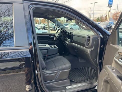 Used 2022 Chevrolet Silverado 1500 LT image 24