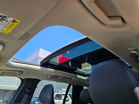 Used 2025 Volvo XC90 T8 Ultra w/ Protection Package image 19