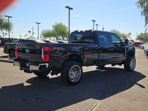 Used 2025 Ford F250 Lariat image 4