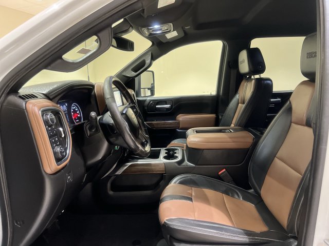 Used 2021 Chevrolet Silverado 3500 High Country w/ Safety Package II AWD/4WD image 18