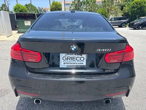 Used 2018 BMW 340i Sedan w/ Premium Package RWD image 3