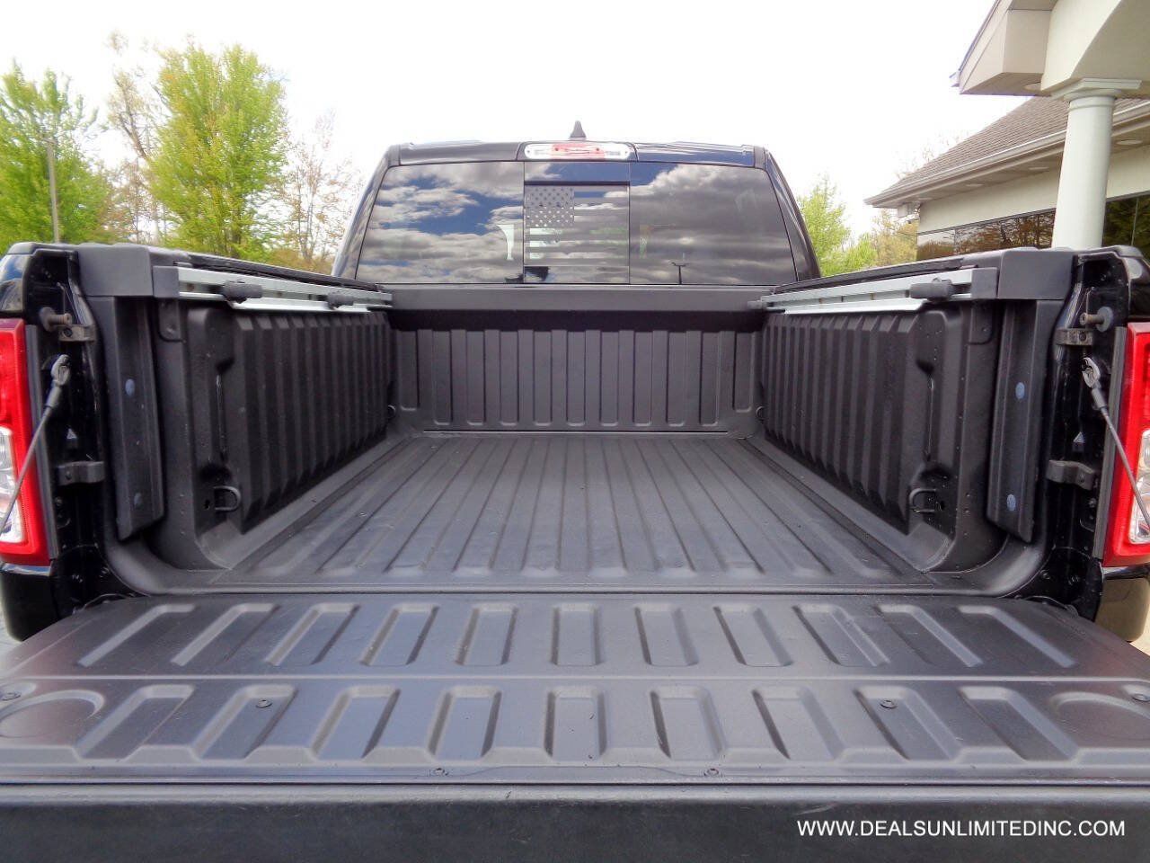 Used 2020 RAM 1500 Big Horn AWD/4WD image 22